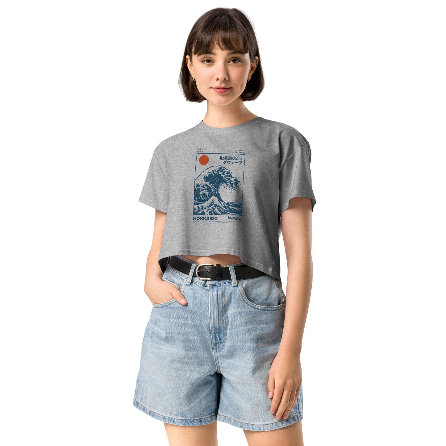 PITTED: HOKKAIDO WAVE Graphic Crop Top – Stylish & Eco-Friendly